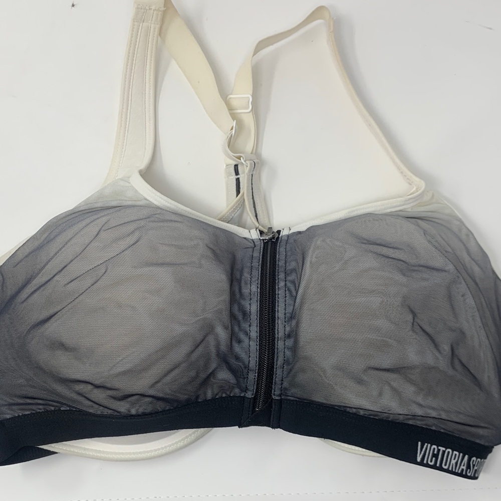 Victoria secret sport knockout front close sports bra 36DD